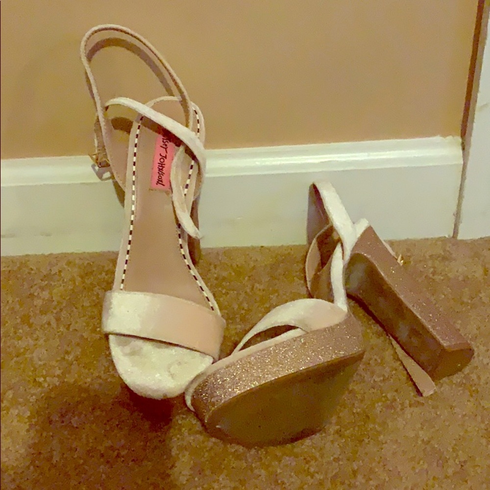 Betsy Johnson RoseGold Heels with Straps